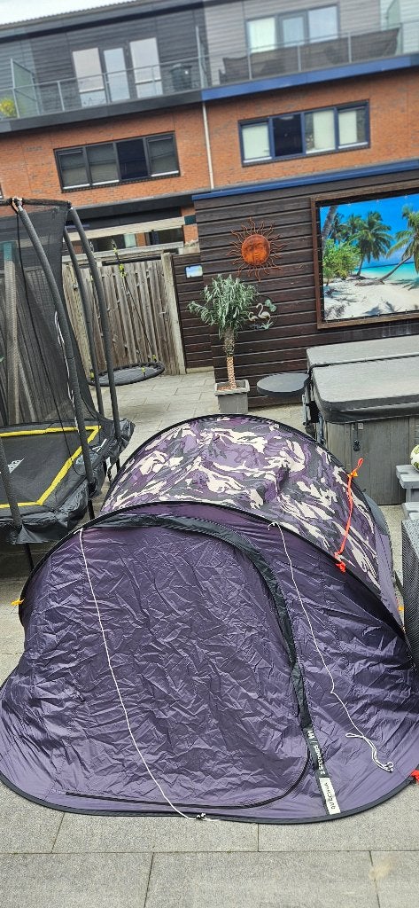Quechua 2-secondentent, Caravans en Kamperen, Ophalen, Zo goed als nieuw, Tot en met 3