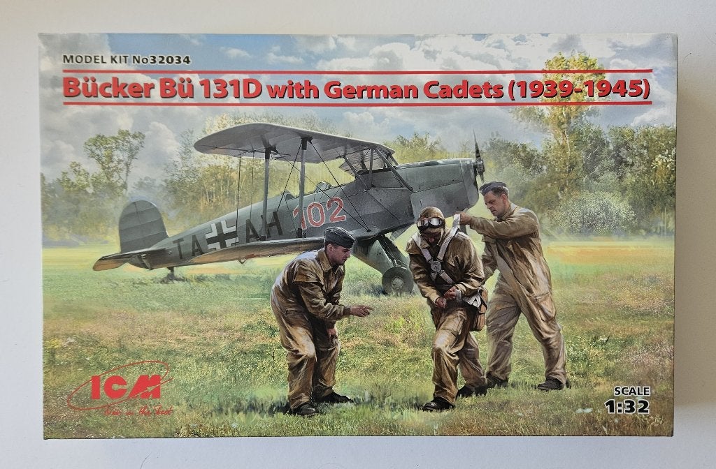 Bücker Bü 131D with 3 German Cadets - ICM 32034 - 1/32, Overige merken, Nieuw, Ophalen of Verzenden, Groter dan 1:72