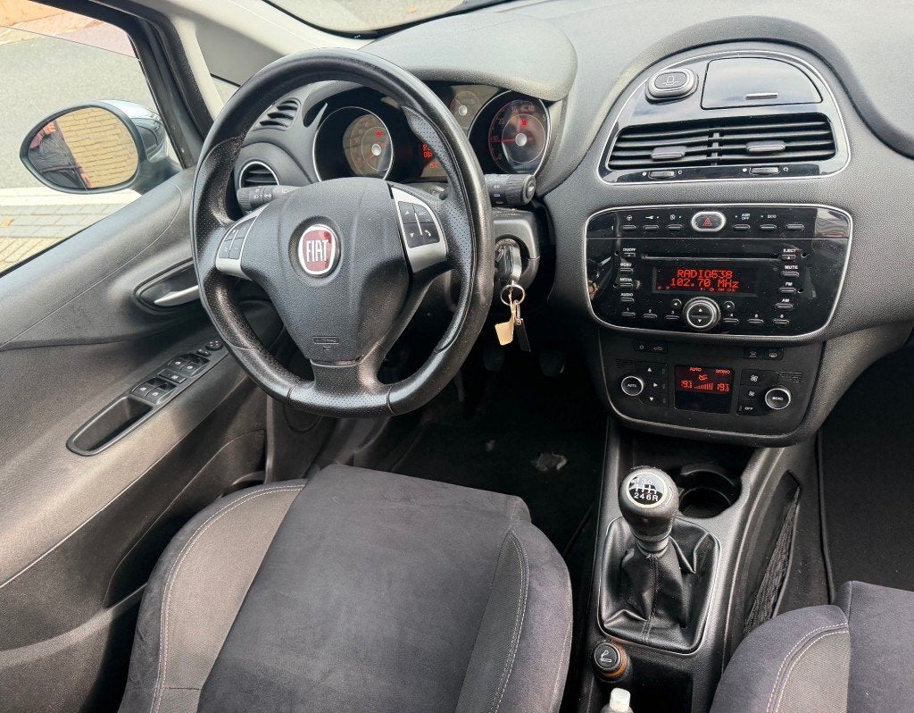 Fiat PUNTO EVO 0.9 TwinAir Sport CLIMA LMV 4 ELECT. RAMEN NA, Euro 5, 86 pk, Gebruikt, 49 €/maand