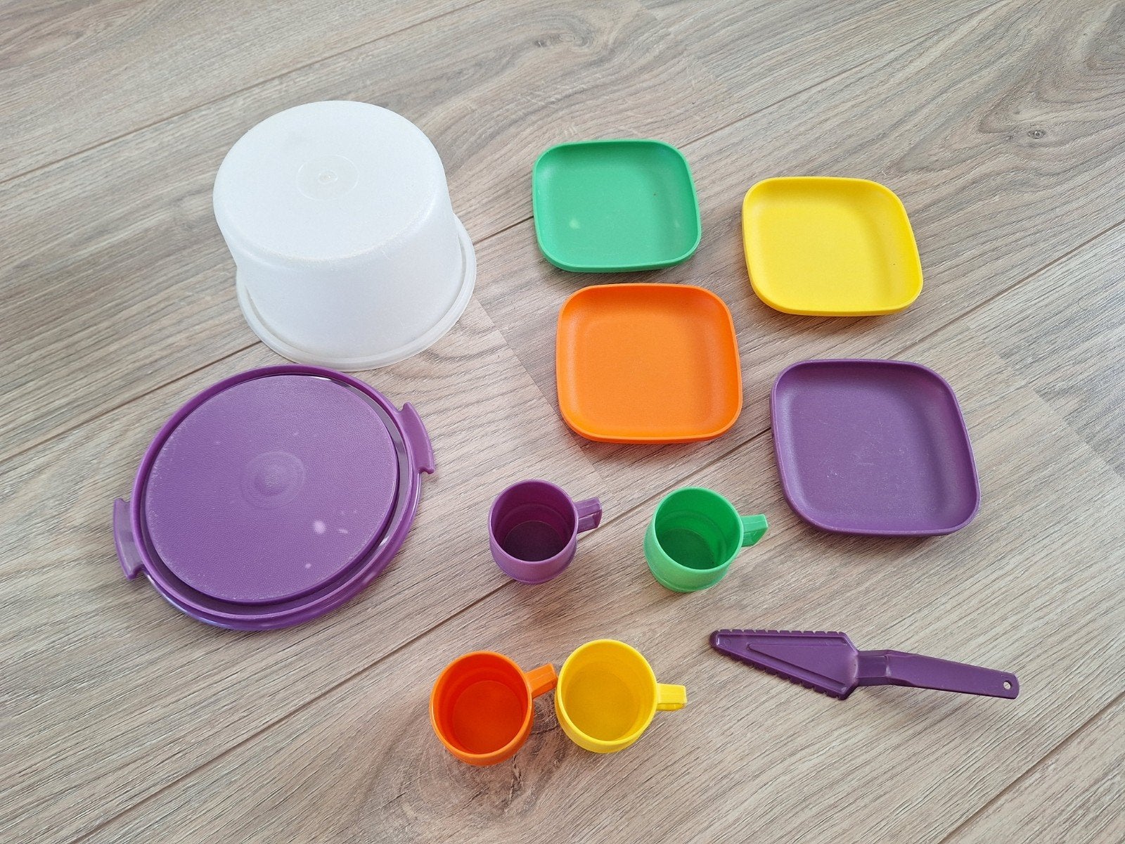 Tupperware kinderservies retro, Ophalen of Verzenden, Gebruikt, Overige typen