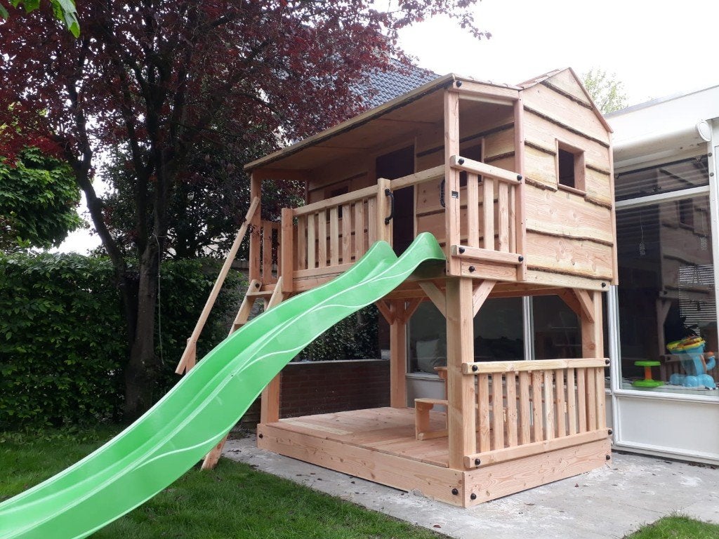 BOOMHUT LANDHUIS speeltoren speelhuis klimtoren speeltoestel