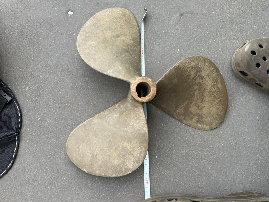 Bronzen scheepsschroef - 40cm doorsnee, 3cm asgat, Watersport en Boten, Bootonderdelen, Ophalen, Gebruikt, Motor en Techniek, Motorboot