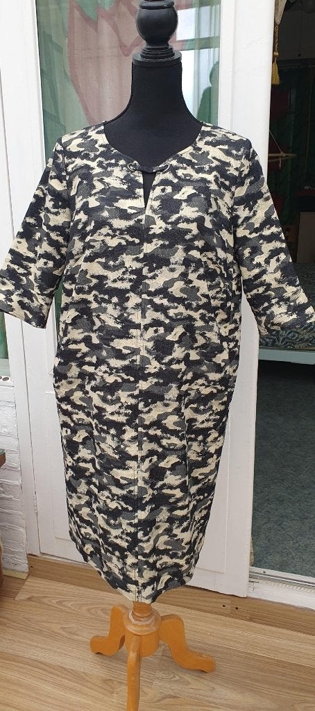 Luisa Cerano Supermooie Jurk Maat 42, Kleding | Dames, Meerkleurig, Maat 42/44 (L), Ophalen of Verzenden, Zo goed als nieuw