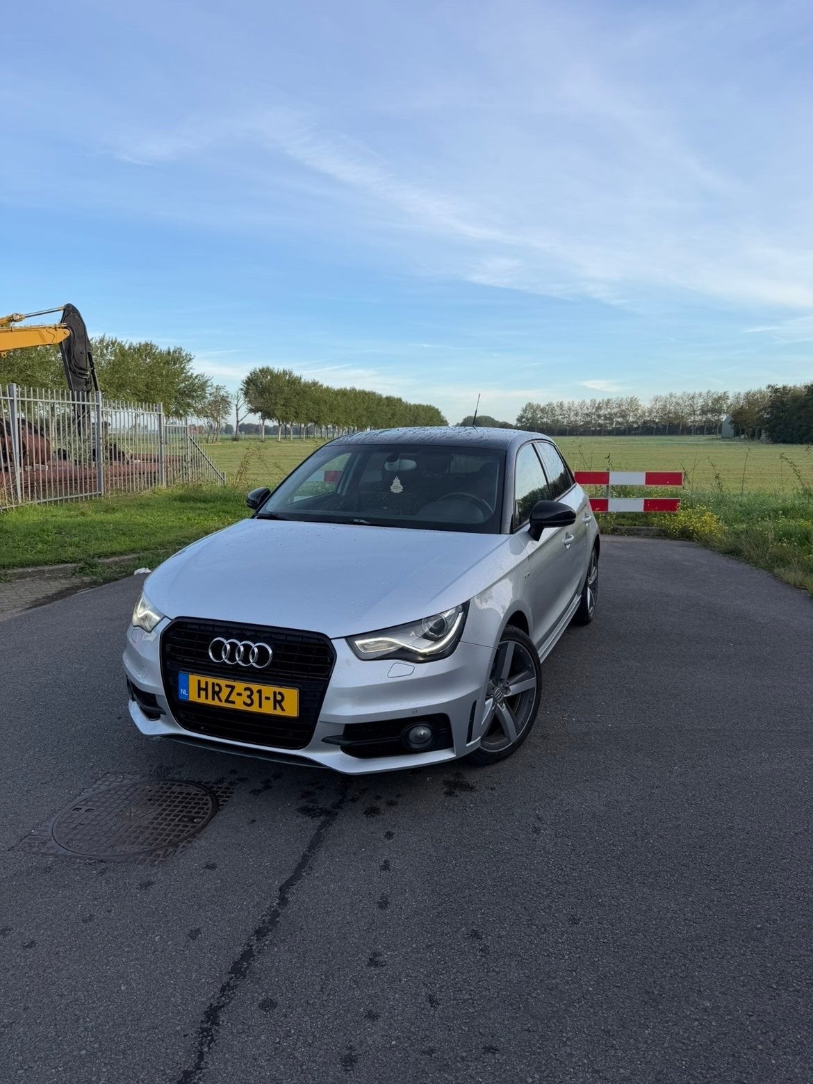 Audi A1 1.2 Tfsi S-line SB 2013 Grijs, Auto's, Voorwielaandrijving, Euro 5, 4 cilinders, Handgeschakeld
