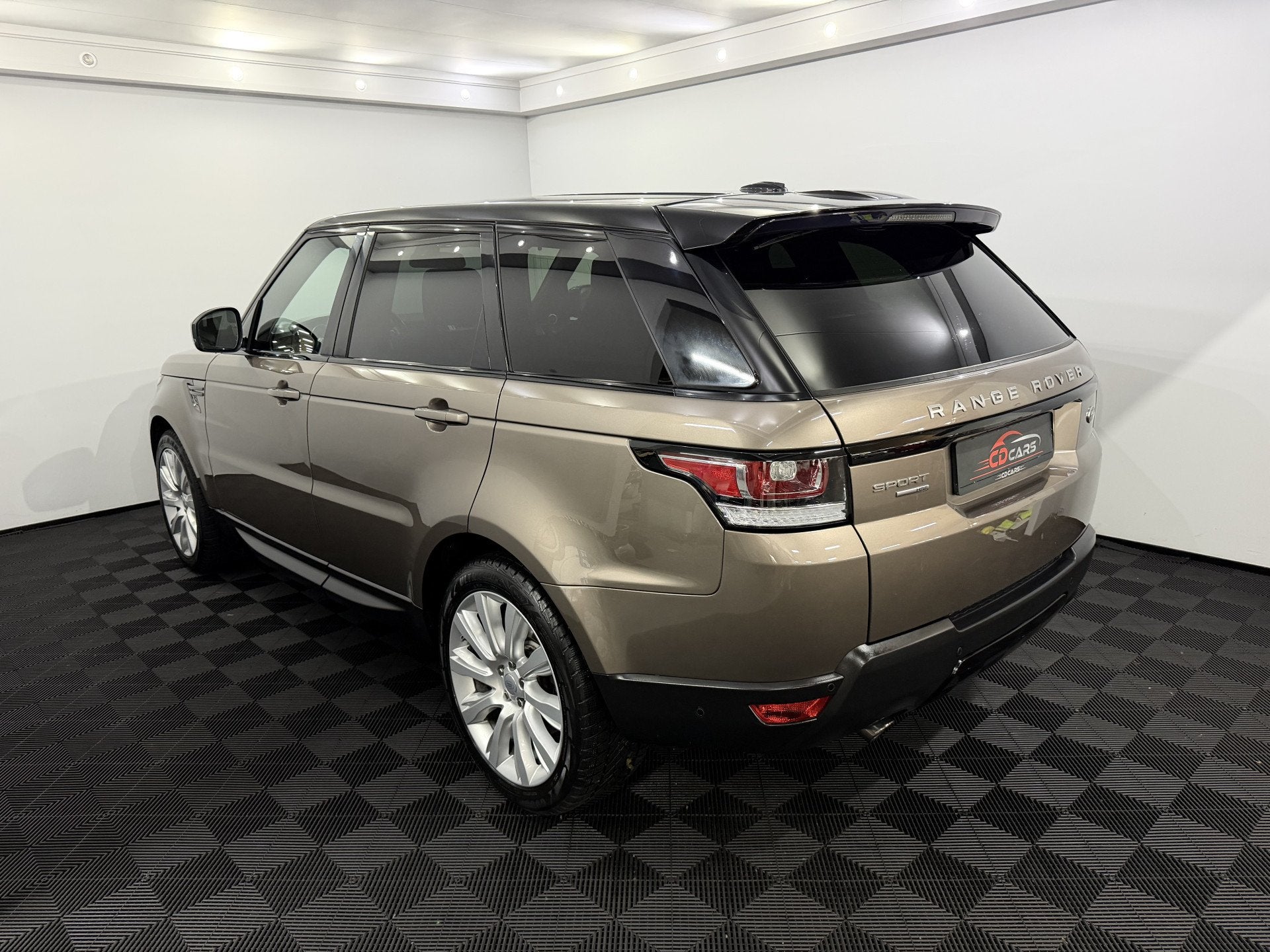 Land Rover Range Rover Sport 3.0 TDV6 HSE Dynamic Leder, Cam, Auto's, Gebruikt, Euro 6, 2993 cc, 255 €/maand