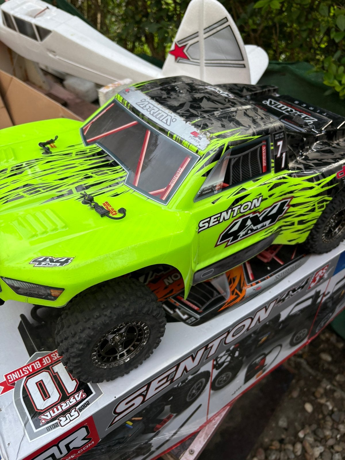 Senton 4x4 van arrma, Hobby en Vrije tijd, Modelbouw | Radiografisch | Auto's, Ophalen of Verzenden, Overige schalen, Auto offroad