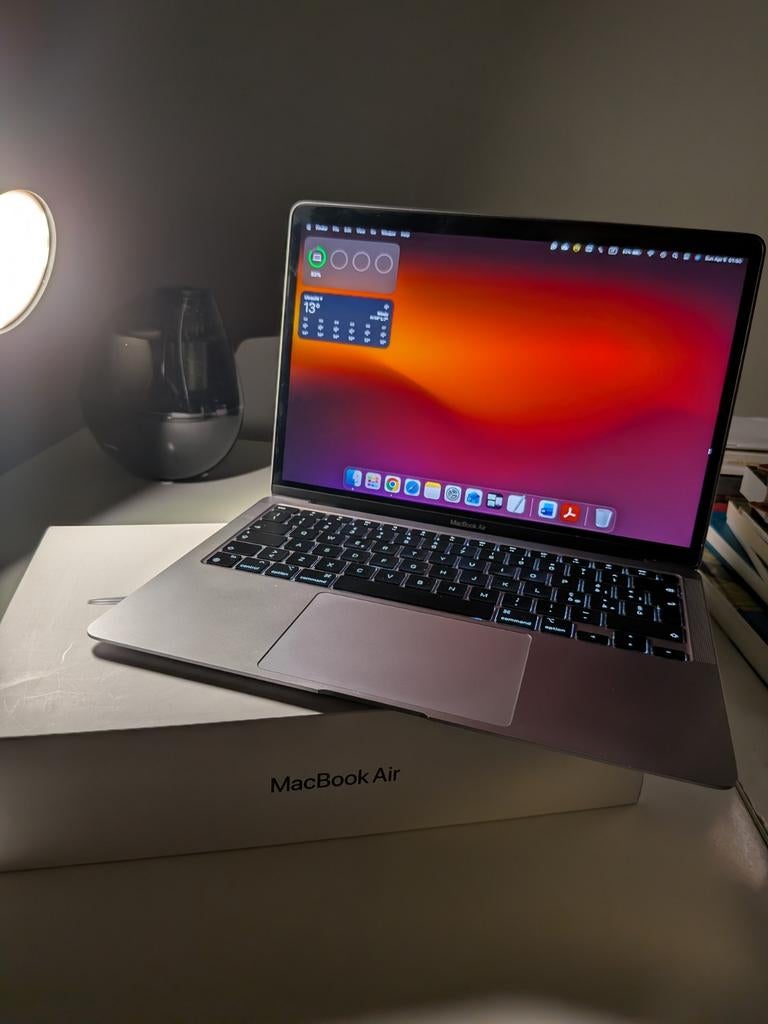 Apple MacBook Air M1 (2020) 8GB RAM 256GB SSD, Computers en Software, Apple Macbooks, Ophalen
