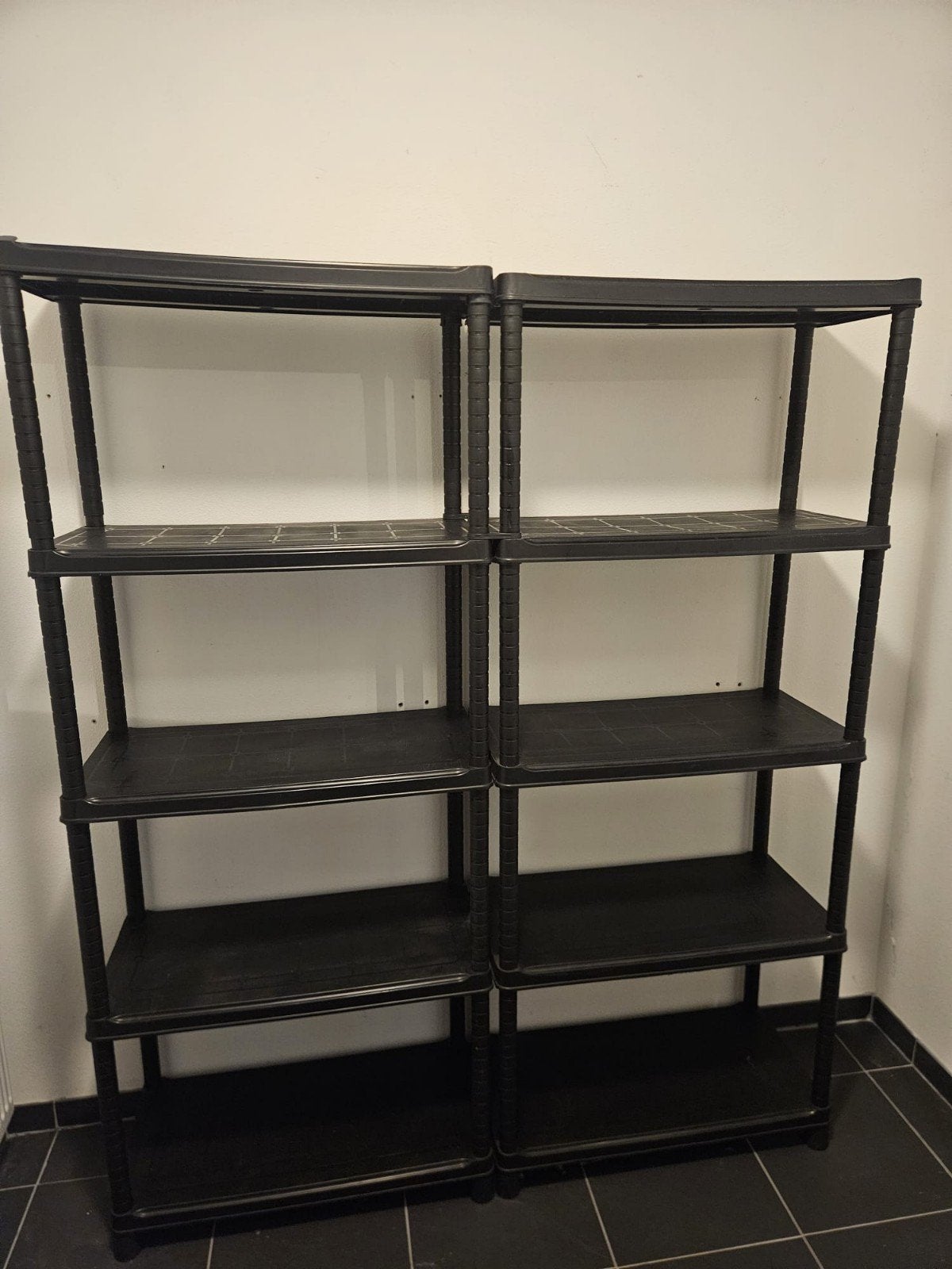 Kunststof stellingkasten - 2 stuks, 4 schappen per kast, Ophalen, Gebruikt