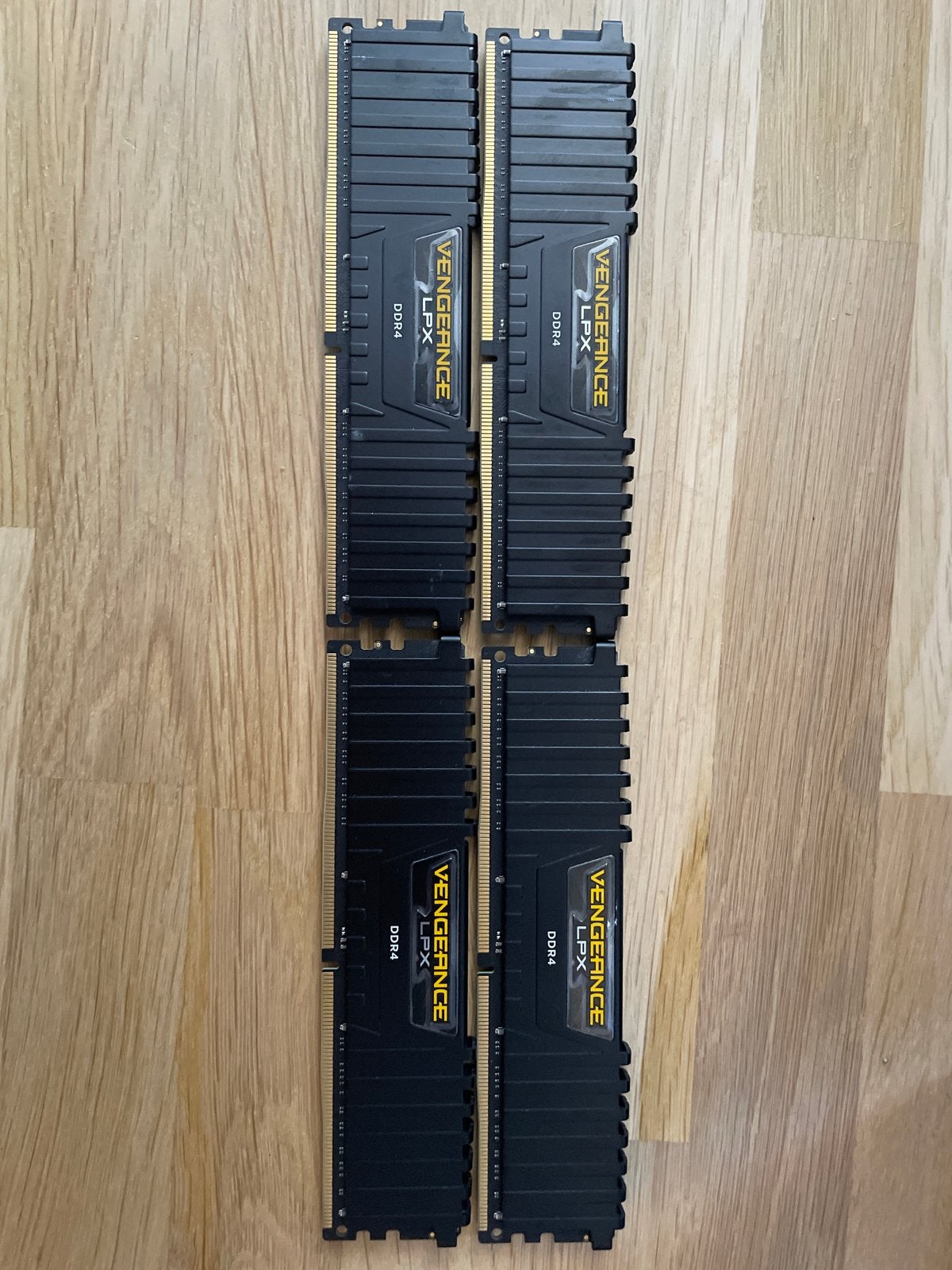 Corsair Vengeance LPX DDR4 RAM 64GB (4x16GB) 3000MHz, Computers en Software, DDR4, Ophalen of Verzenden, Zo goed als nieuw, Desktop