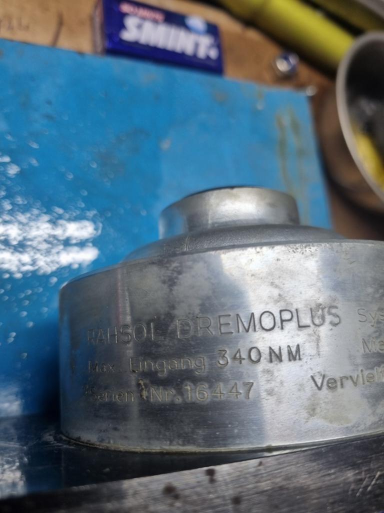 Koppel vergroten 340nm>1700nm, Ophalen