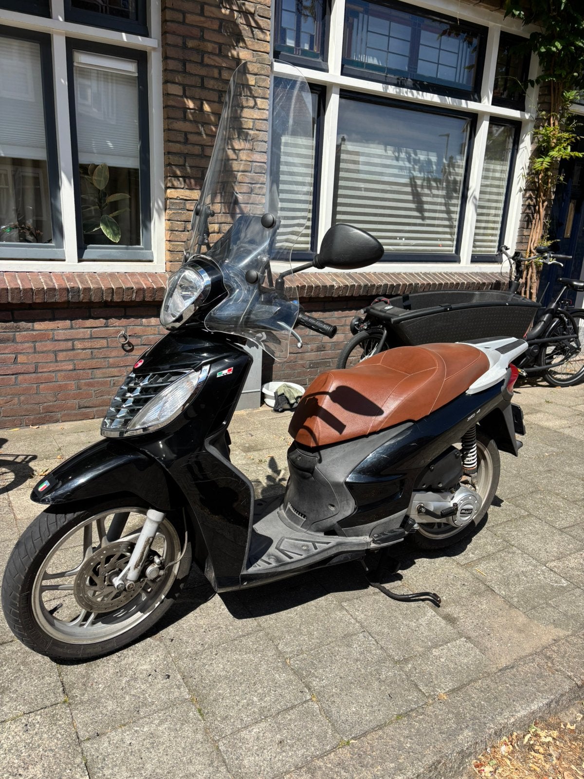 Malaguti centro 50 - 4 takt scooter, Ophalen, Zo goed als nieuw, Benzine, Overige merken