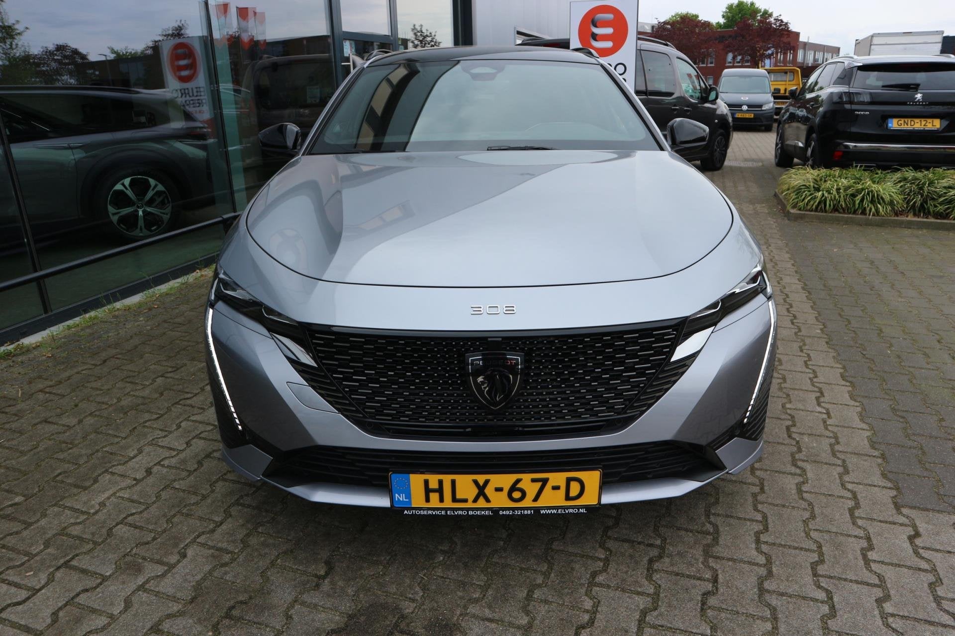 Peugeot 308 SW 1.2 PureTech GT 130PK AUTOMAAT NAVI FOCAL PAN, Auto's, Gebruikt, Zwart, 1199 cc, 19 km/l