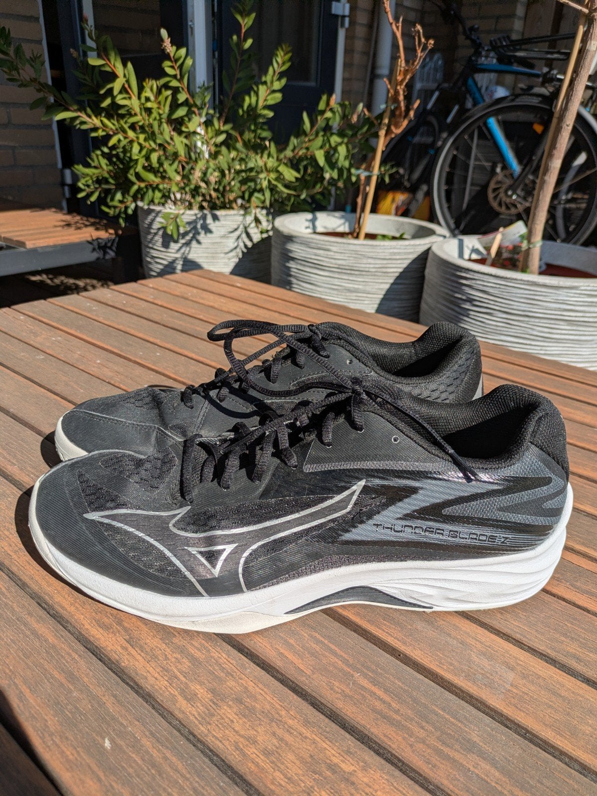 Zaalschoenen  zwart Mizuno maat 45, Sport en Fitness, Ophalen of Verzenden, Gebruikt, Schoenen
