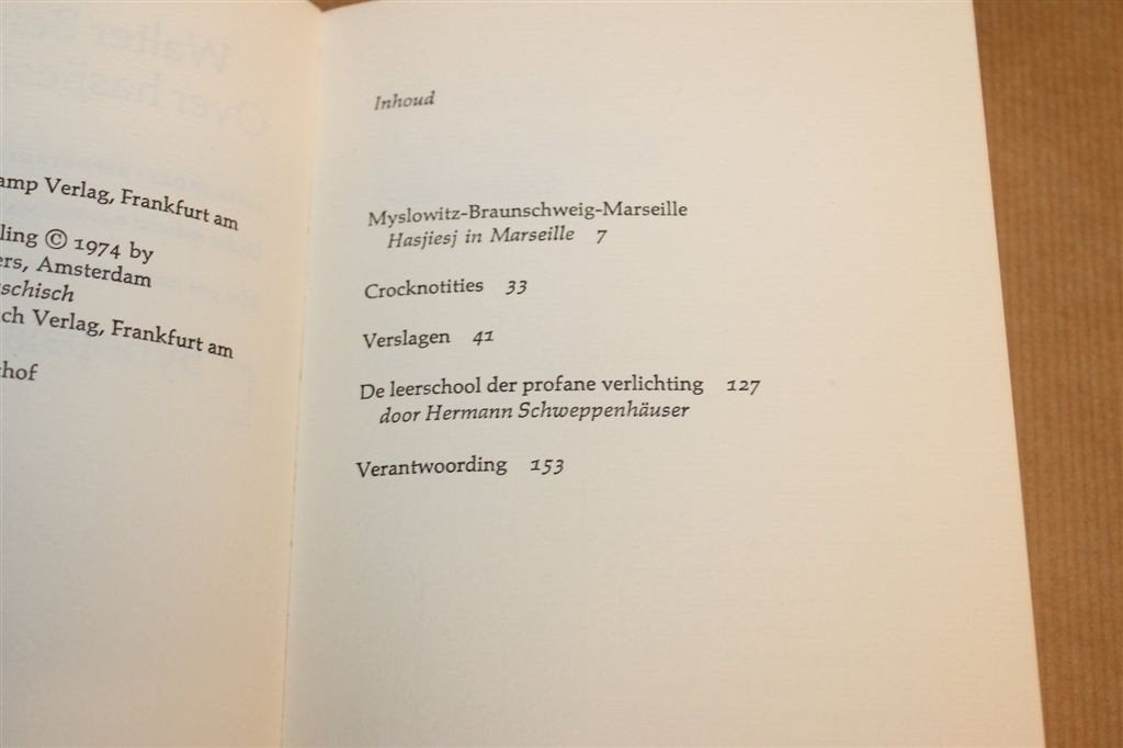 Over Hasjiesj — Klein Proza & Reportages, Benjamin 1974, Boeken, Ophalen of Verzenden, Gelezen