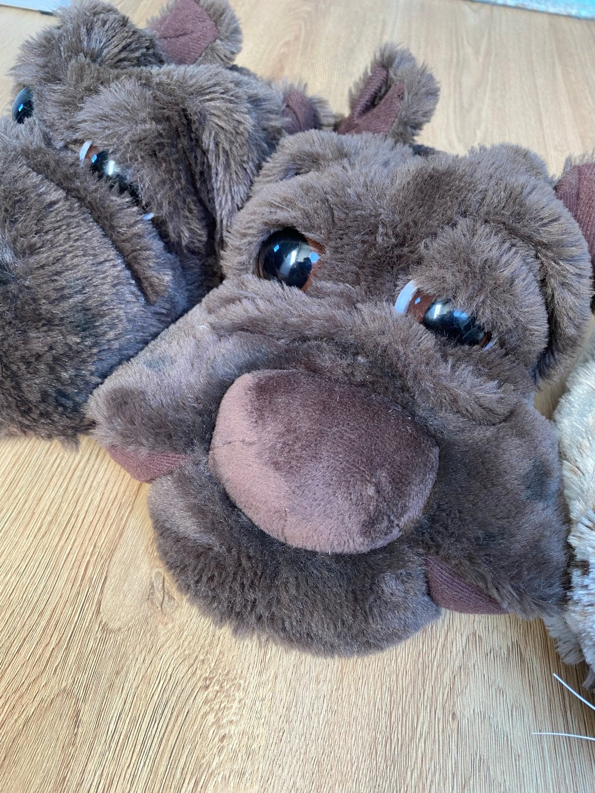Leuke pantoffels: maat 38-40 bruine honden en konijnen, Ophalen of Verzenden, Zo goed als nieuw, Bruin, Pantoffels of Sloffen