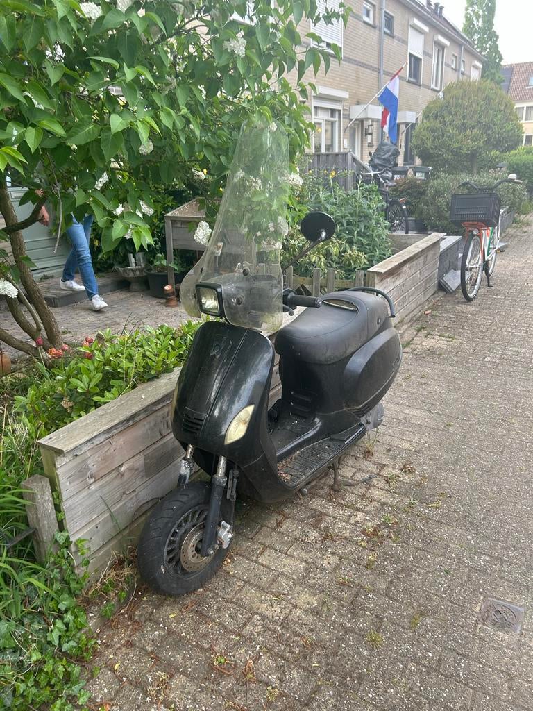 AGM Scooter Opknappertje, Ophalen, Gebruikt, Maximaal 25 km/u, Benzine