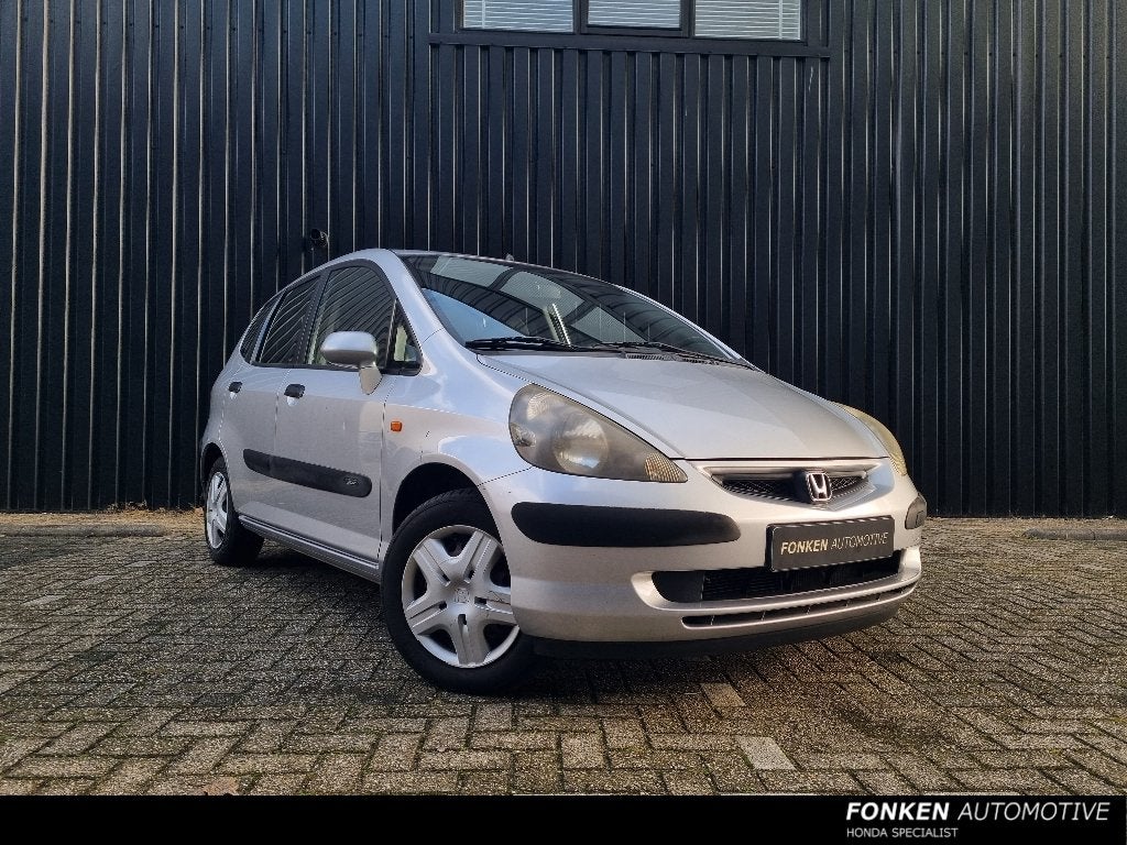 Honda Jazz 1.4 I LS 2003 Grijs 162dkm , onderhoudsbeurt!, Auto's, Voorwielaandrijving, 83 pk, 40 €/maand, Zwart