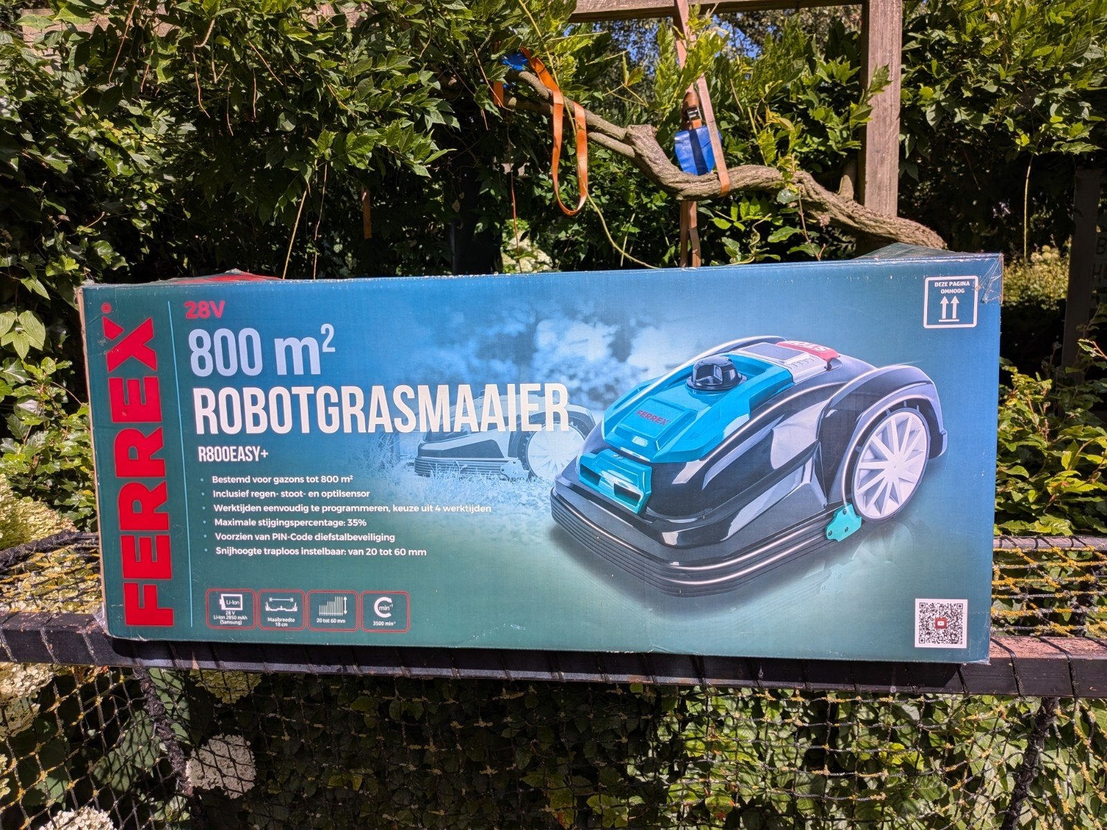 Ferrex Robotgrasmaaier R800EASY+ Slechts 1 seizoen gebruikt, Ophalen, Gebruikt, Ferrex, Minder dan 20 cm