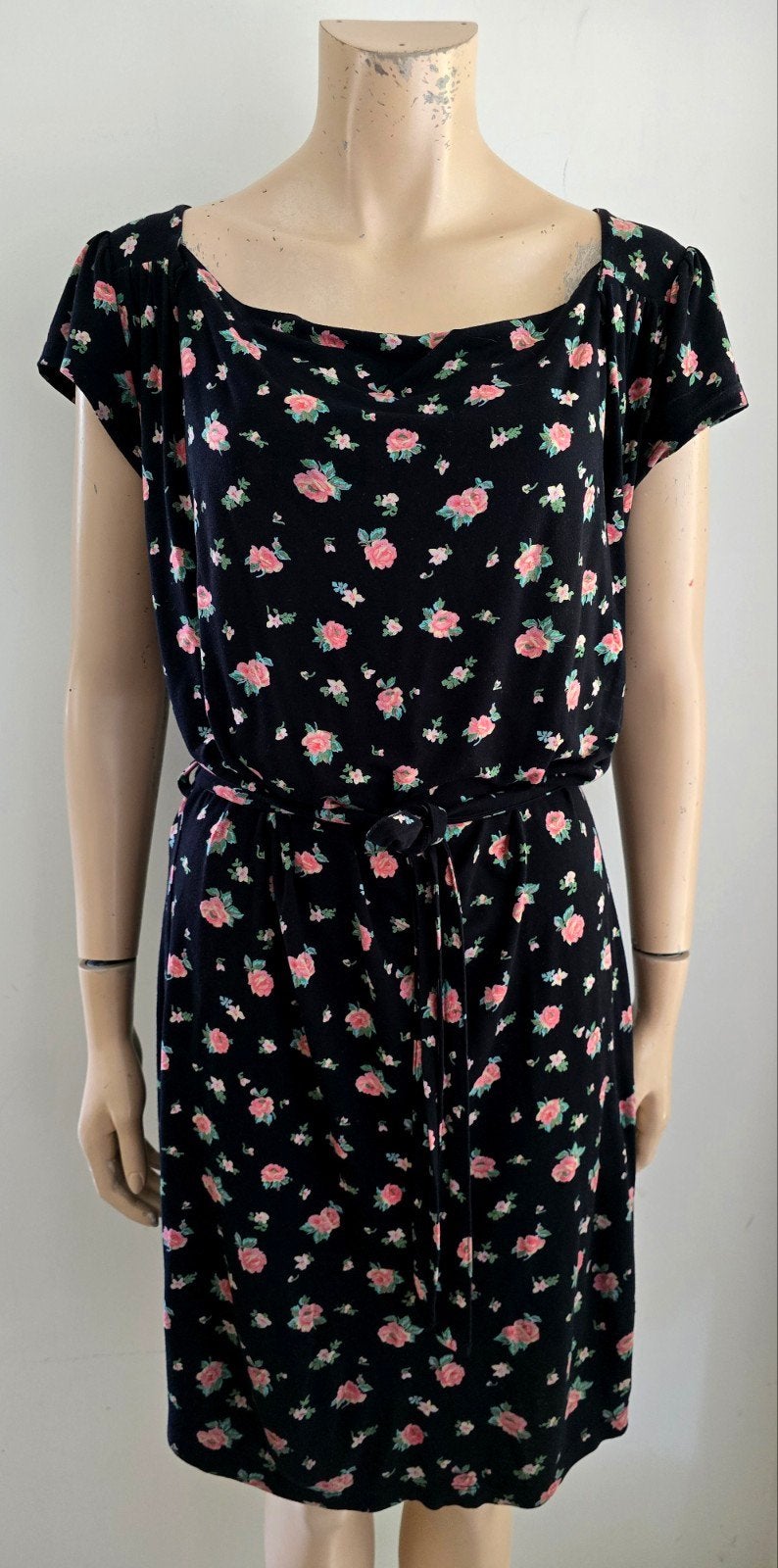 King Louie jurk met bloemenprint, maat M (past ook L), Kleding | Dames, Maat 38/40 (M), Zwart, Ophalen of Verzenden, Zo goed als nieuw