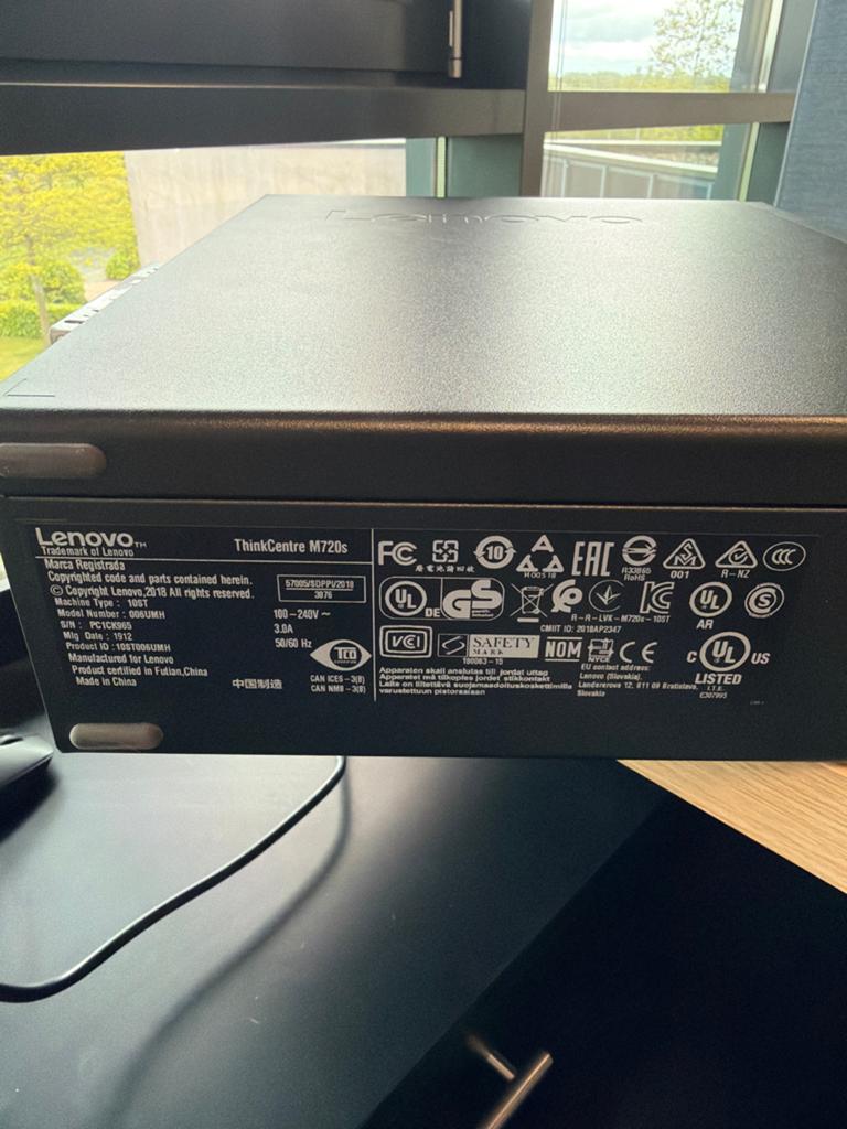 Lenovo ThinkCentre M720s Desktop PC - Compact & Krachtig, Ophalen of Verzenden, Zo goed als nieuw, Onbekend