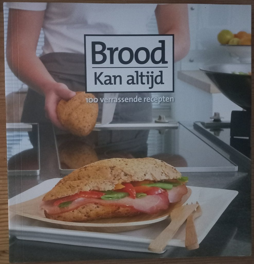 Brood kan altijd - 100 verrassende recepten, Ophalen of Verzenden, Zo goed als nieuw, Voorlichtingsbureau Brood, Nederland en België