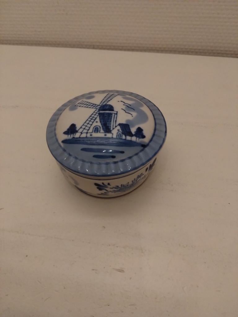 Delfts Blauw doosje met molen., Ophalen of Verzenden