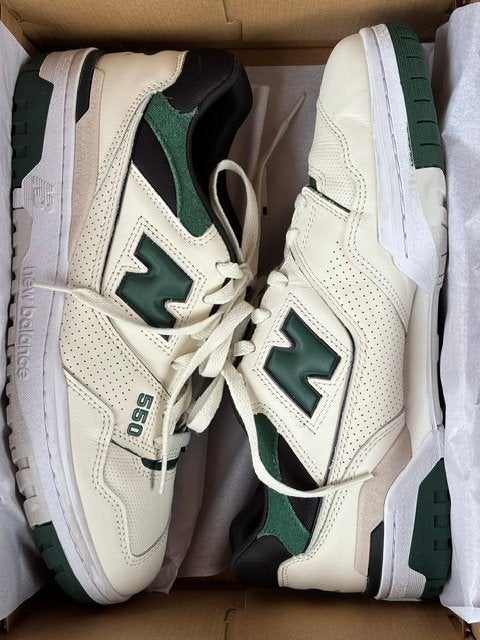 New Balance 550 Sea Salt Pine Green maat 44,5 bijna nieuw, Kleding | Heren, Schoenen, New Balance, Wit, Ophalen of Verzenden, Sneakers of Gympen