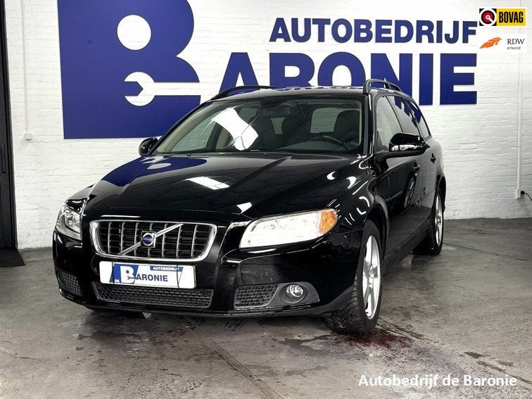 Volvo V70 2.5T Kinetic automaat, Stof, Zwart, 93 €/maand, Euro 4