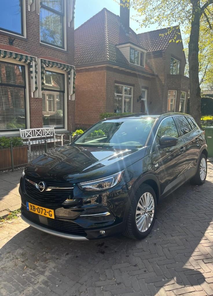 Opel Grandland X 1.2 Turbo 130pk S&S Aut 2018 Zwart, 1199 cc, Leder en Stof, Zwart, 1200 kg