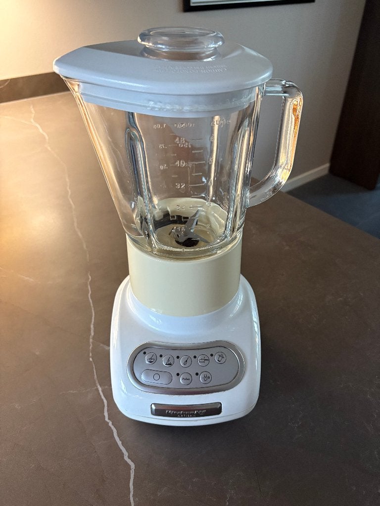 KitchenAid Foodprocessor - krachtpatser met extra beker, 1 tot 2 liter, Ophalen, Gebruikt, 3 snelheden of meer
