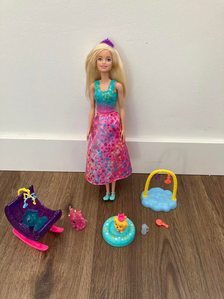 ZGAN Barbie Dreamtopia speelset Fee, Kinderen en Baby's, Speelgoed | Poppen, Ophalen of Verzenden, Zo goed als nieuw, Barbie
