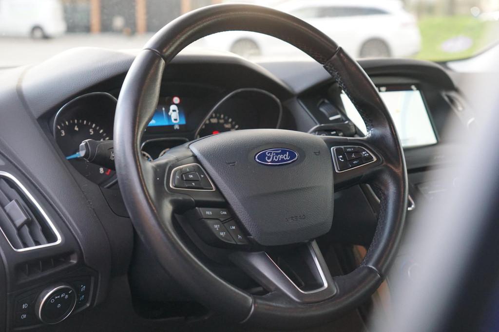 Ford Focus Wagon 1.0 Titanium - Deep Impact Blue - Xenon/Win, Auto's, Bi-Xenon koplampen, Gebruikt, Blauw, Origineel Nederlands