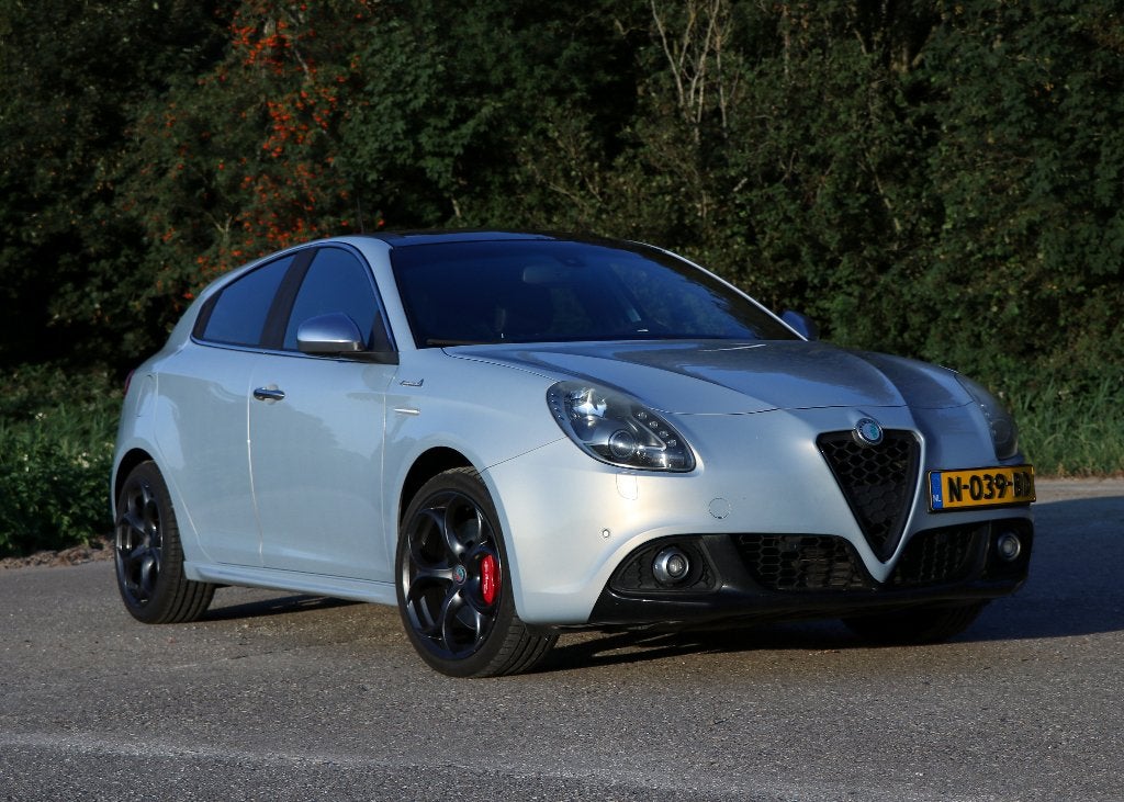 Alfa Romeo Giulietta 1.4 Turbo MultiAir Sportiva QV-Line TCT, Auto's, Alfa Romeo, 1280 kg, 4 cilinders, Particulier, 500 kg