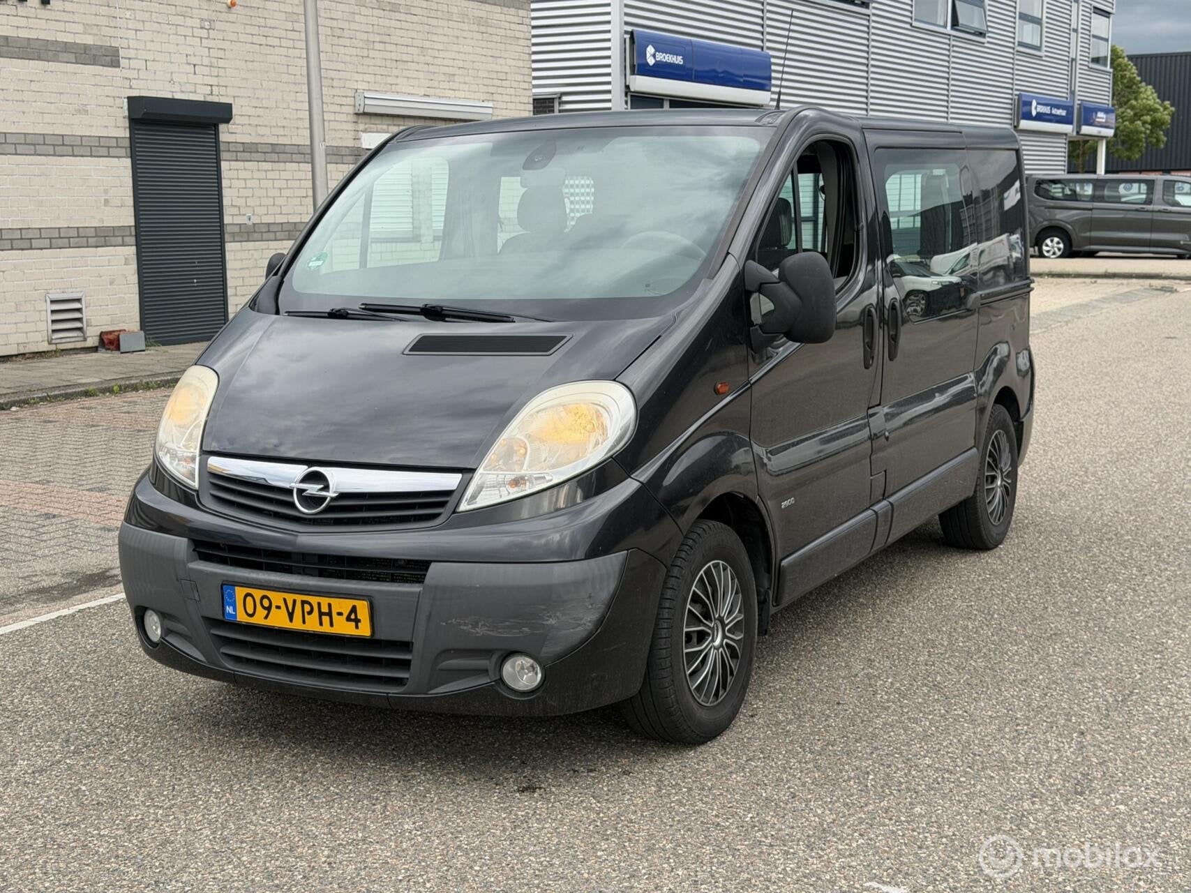 Opel Vivaro 2.0 CDTI // ROLSTOELVERVOER, Auto's, 4 cilinders, 2000 kg, Origineel Nederlands, Bedrijf