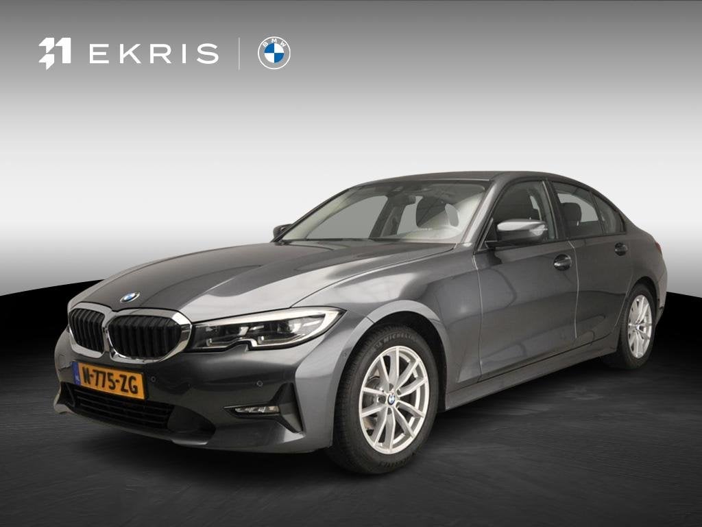 BMW 3 Serie Sedan 318i | Handbak ! | LED | Navigatie | Trekh
