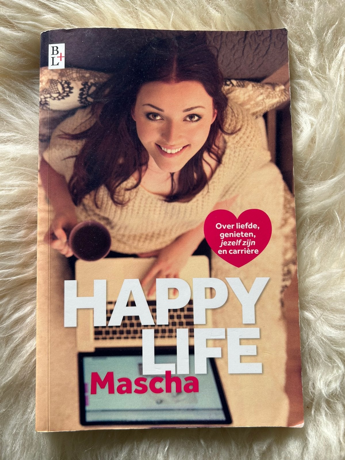 Happy life Mascha Feoktistova beautygloss boek, Ophalen of Verzenden, Zo goed als nieuw