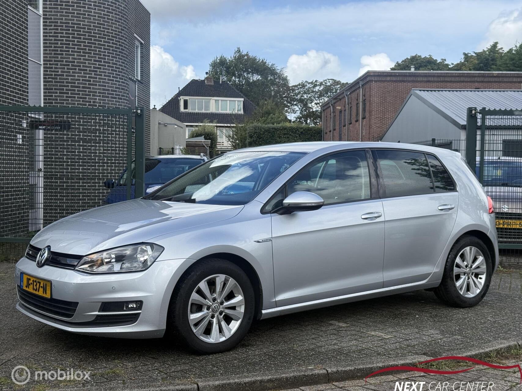 Volkswagen Golf 1.0 TSI Comfortline Camera / TREKHAAK, Voorwielaandrijving, Gebruikt, Euro 6, 23 km/l