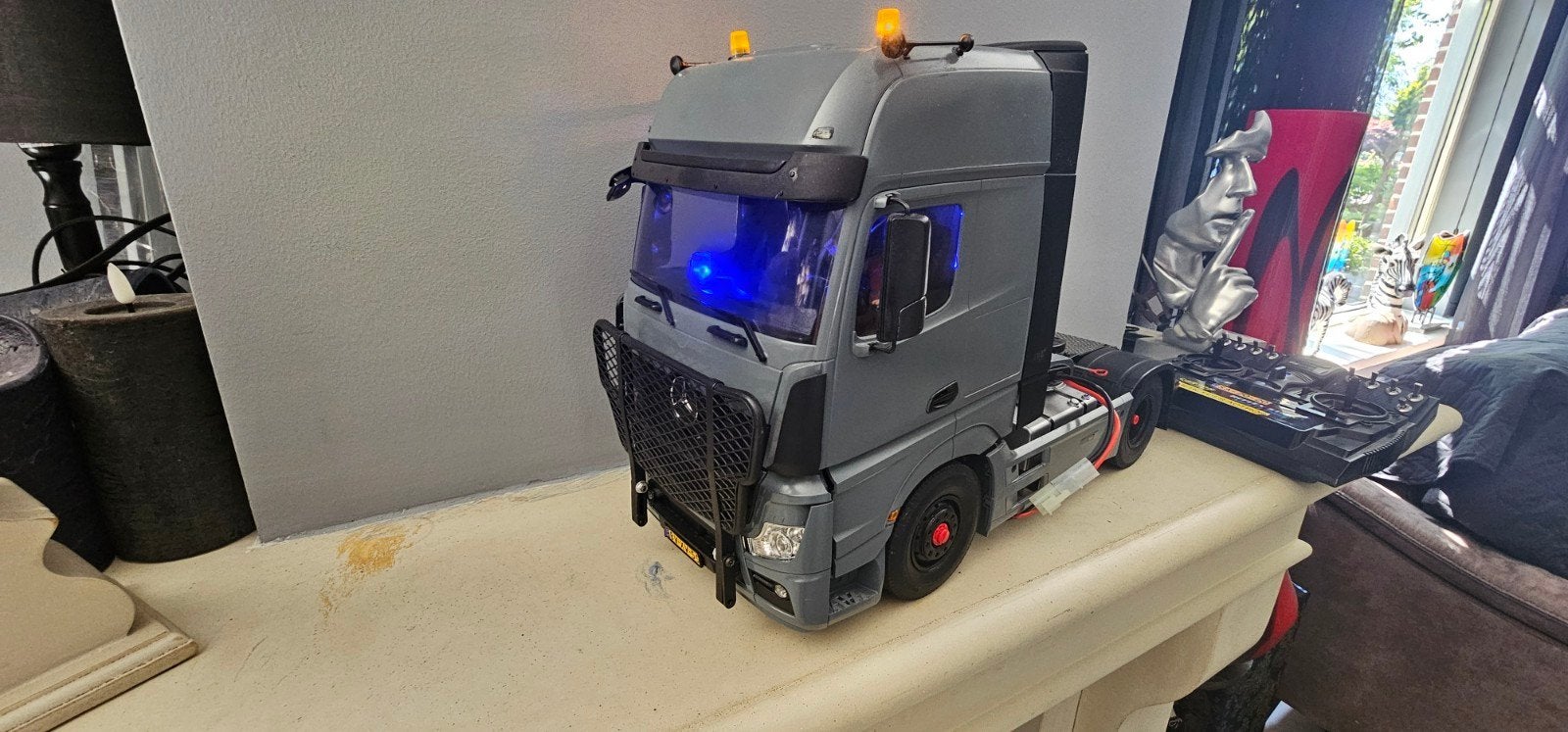 RC Mercedes Actros Truck met Afstandsbediening, Elektro, Schaal 1:14, Ophalen of Verzenden, Zo goed als nieuw