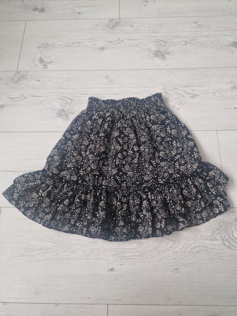 Nikkie rokje maat 34 (XS) zwart met bloemenprint, Zwart, Ophalen of Verzenden, Zo goed als nieuw, Maat 34 (XS) of kleiner