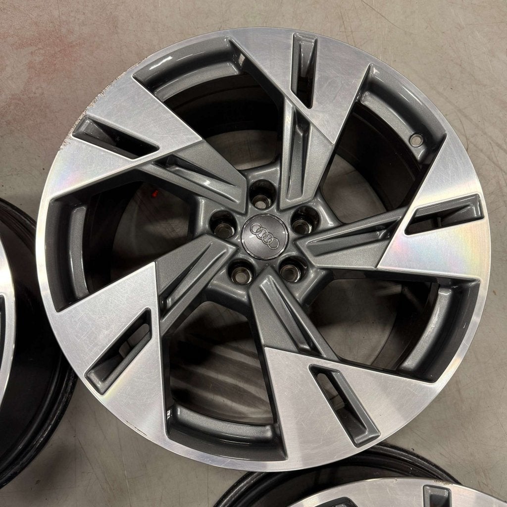 OEM 20" Originele Audi Etron Velgen evt + banden E-tron Velg, Gebruikt, Velg(en), Niet ingevuld, Niet ingevuld