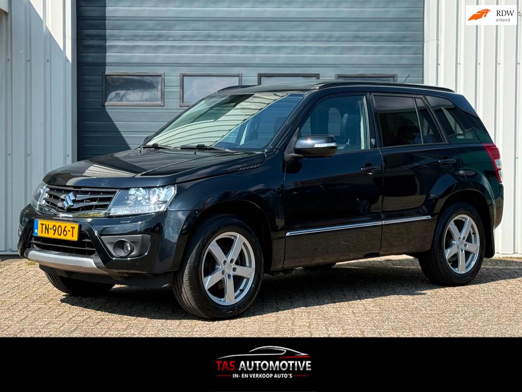 Suzuki Grand Vitara 2.4 Exclusive AUTOMAAT / NAVI / LEER, Automaat, Euro 5, Gebruikt, 4 cilinders