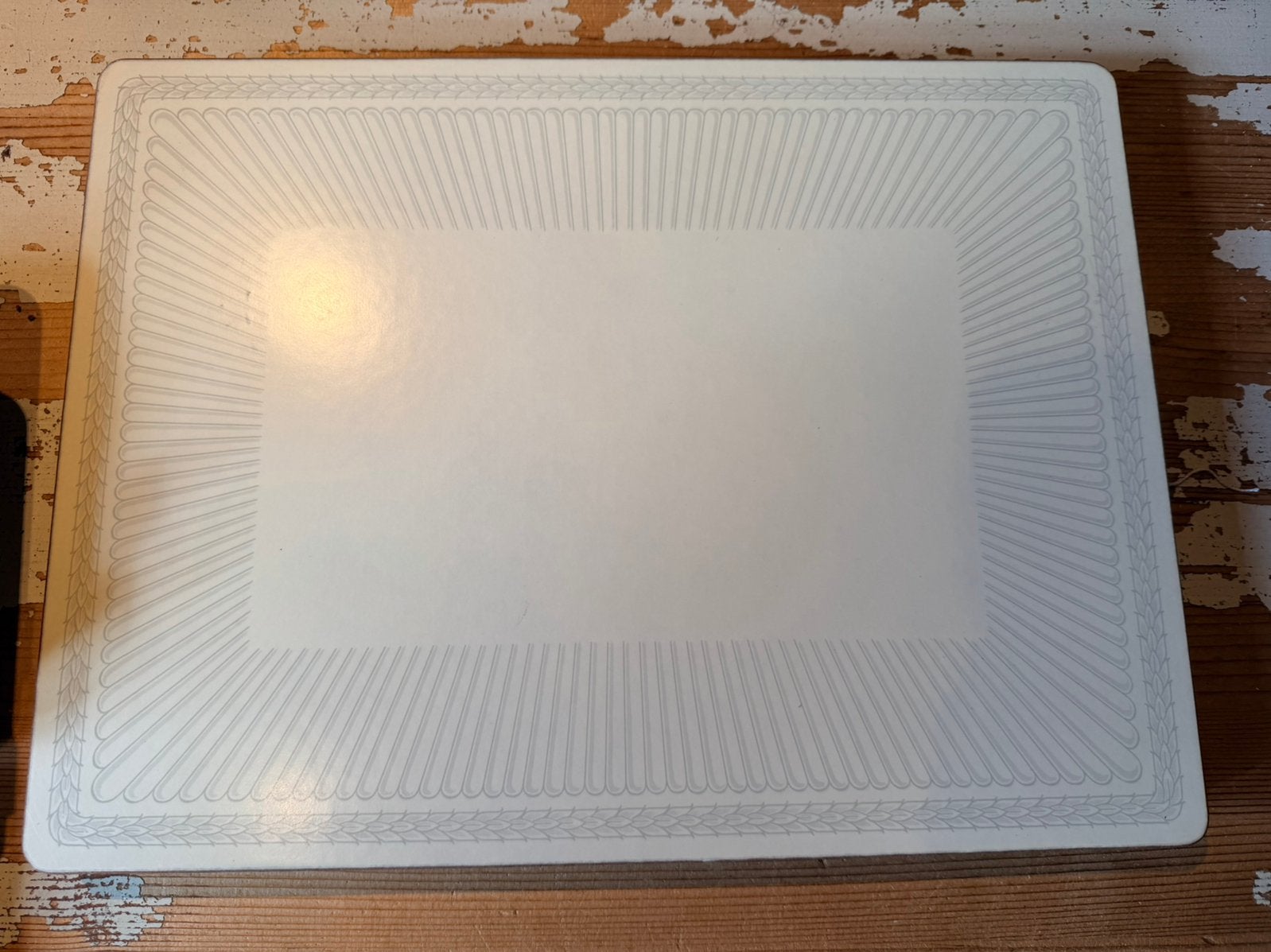 Wedgwood EDME placemats x6, Huis en Inrichting, Ophalen of Verzenden, Zo goed als nieuw, Aardewerk, Bord(en)