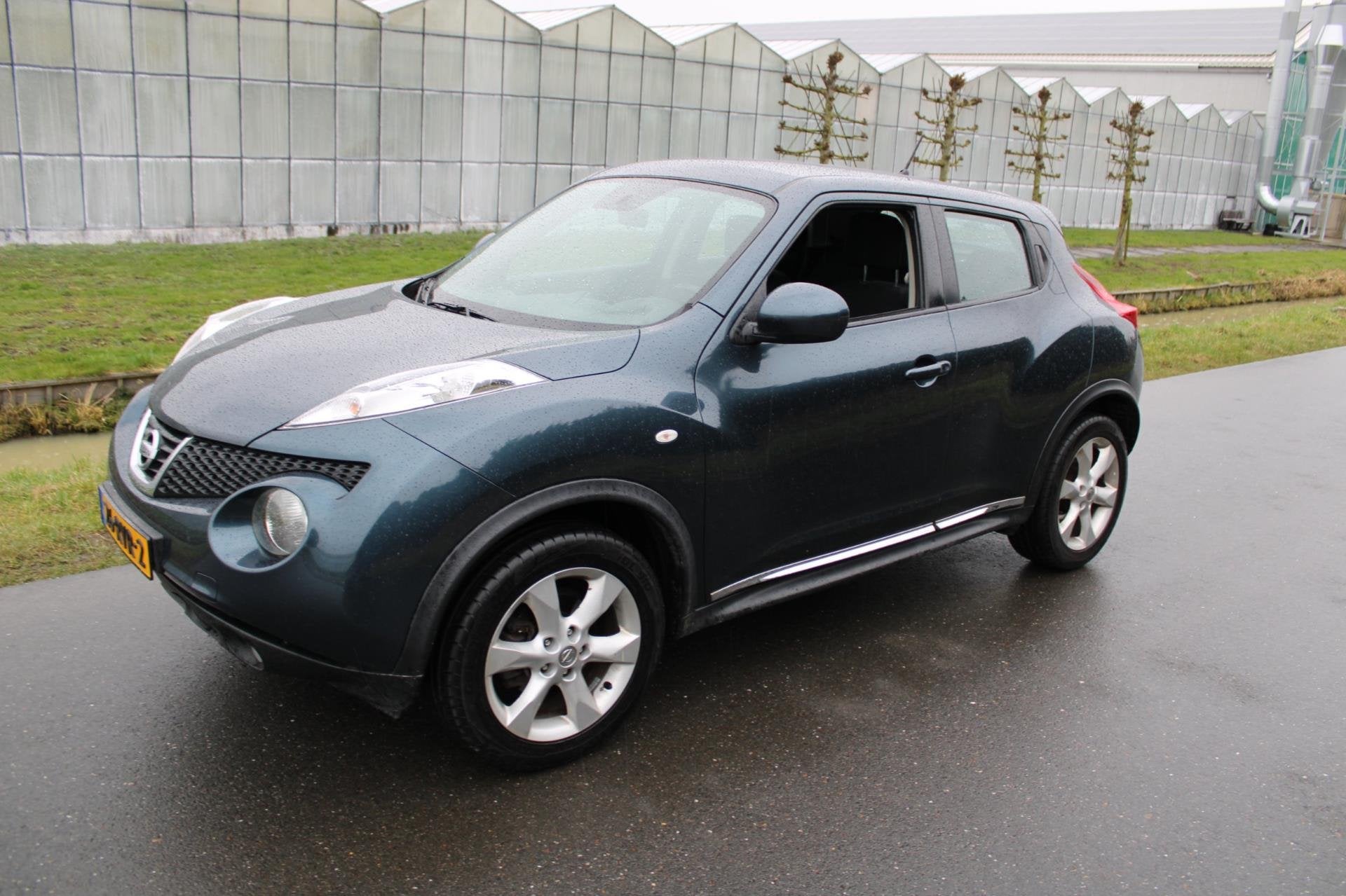 Nissan Juke 1.6 Acenta Eco met Navigatie en Climatecontrol, Voorwielaandrijving, Euro 5, 4 cilinders, Blauw