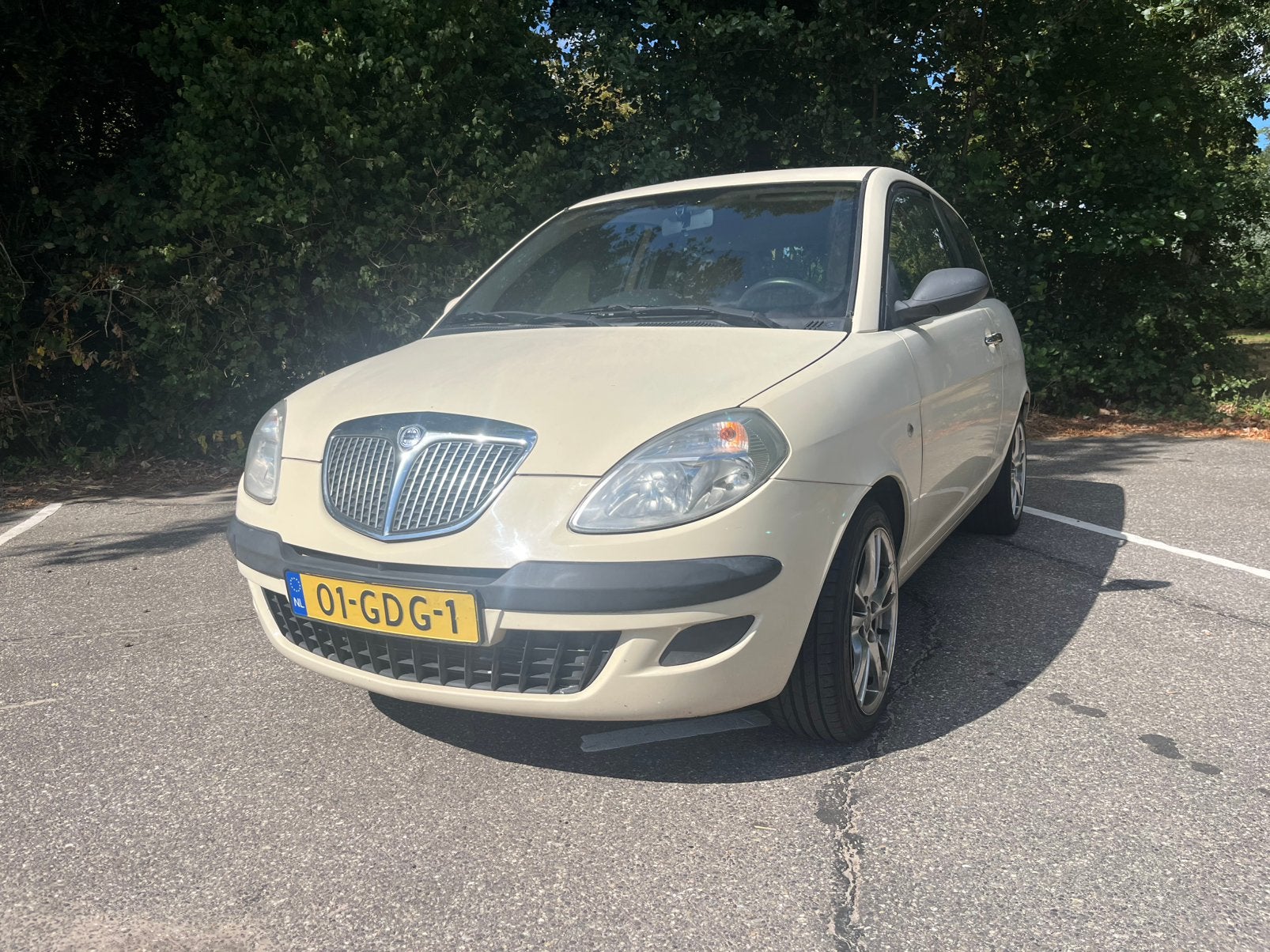 Lancia Ypsilon 1.2 2005 Wit, Auto's, Voorwielaandrijving, Stof, 400 kg, Wit