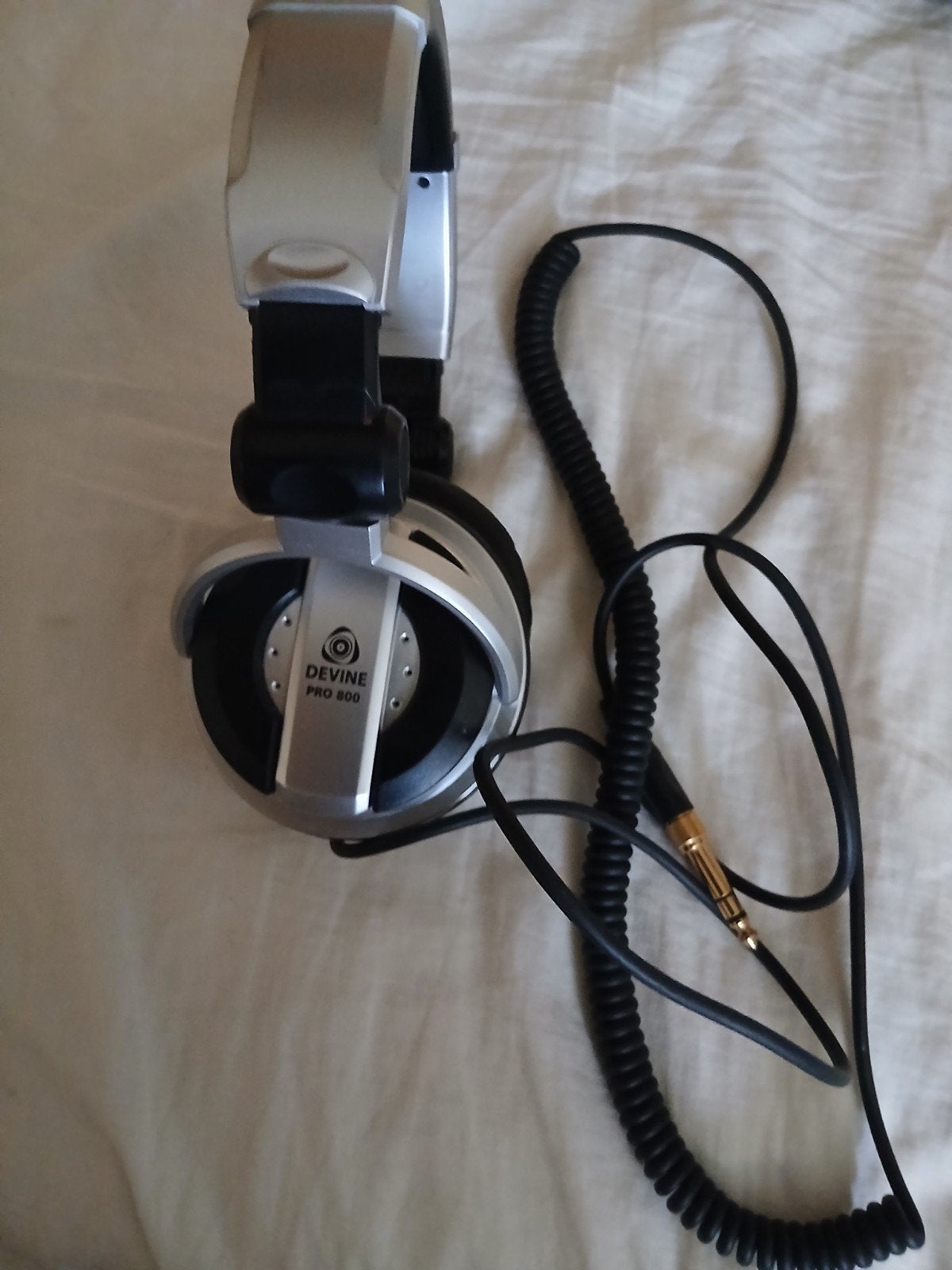 Devine PRO 800 Over-ear Hoofdtelefoon - Studio/DJ, Overige merken, Gebruikt, Zilver, Ophalen of Verzenden