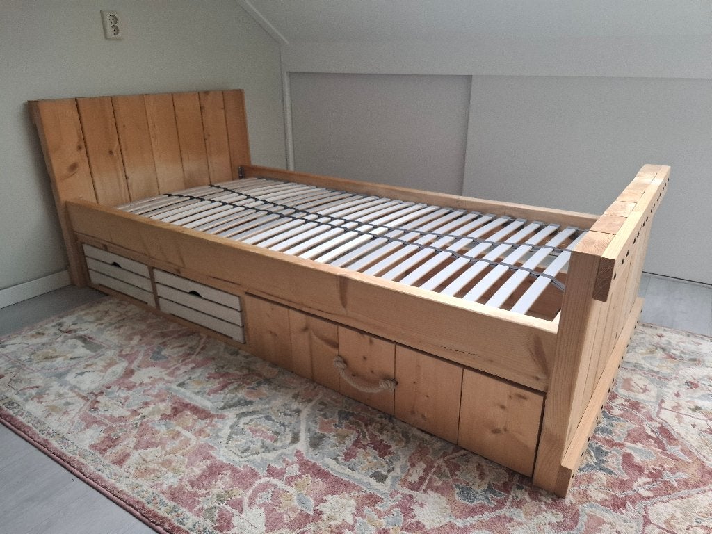 Stevig houten eenpersoonsbed met opberglades, Ophalen, Gebruikt, 90 cm, Eenpersoons