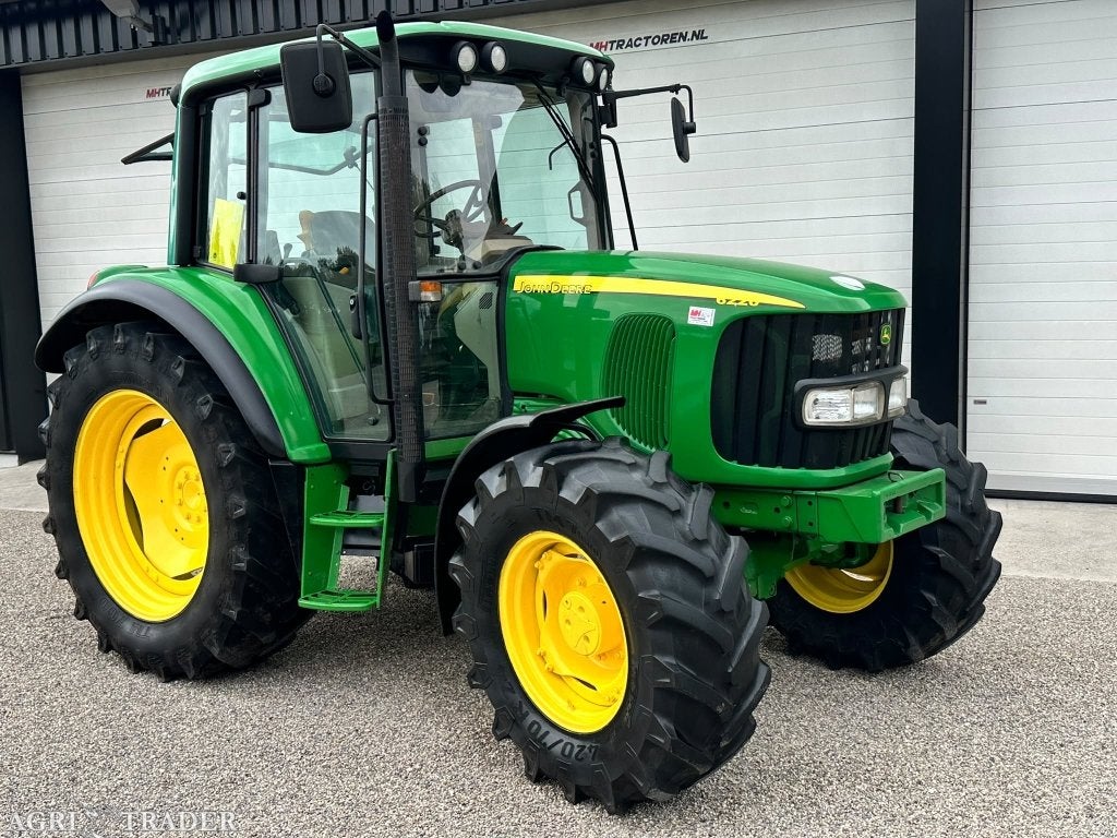 TE KOOP: zeer nette JOHN DEERE 6220, John Deere, 80 tot 120 Pk, MH-Tractoren, 5000 tot 7500