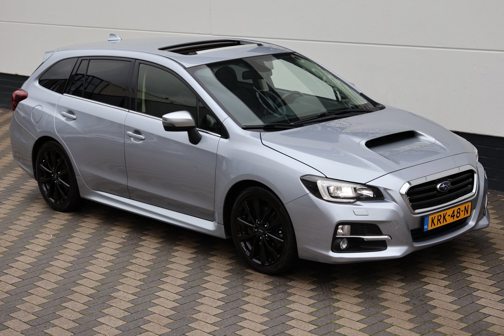 Subaru Levorg 1.6 GT Schuifdak Trekhaak goed onderhouden !, Auto's, Automaat, Dealer onderhouden, Stof, Gebruikt