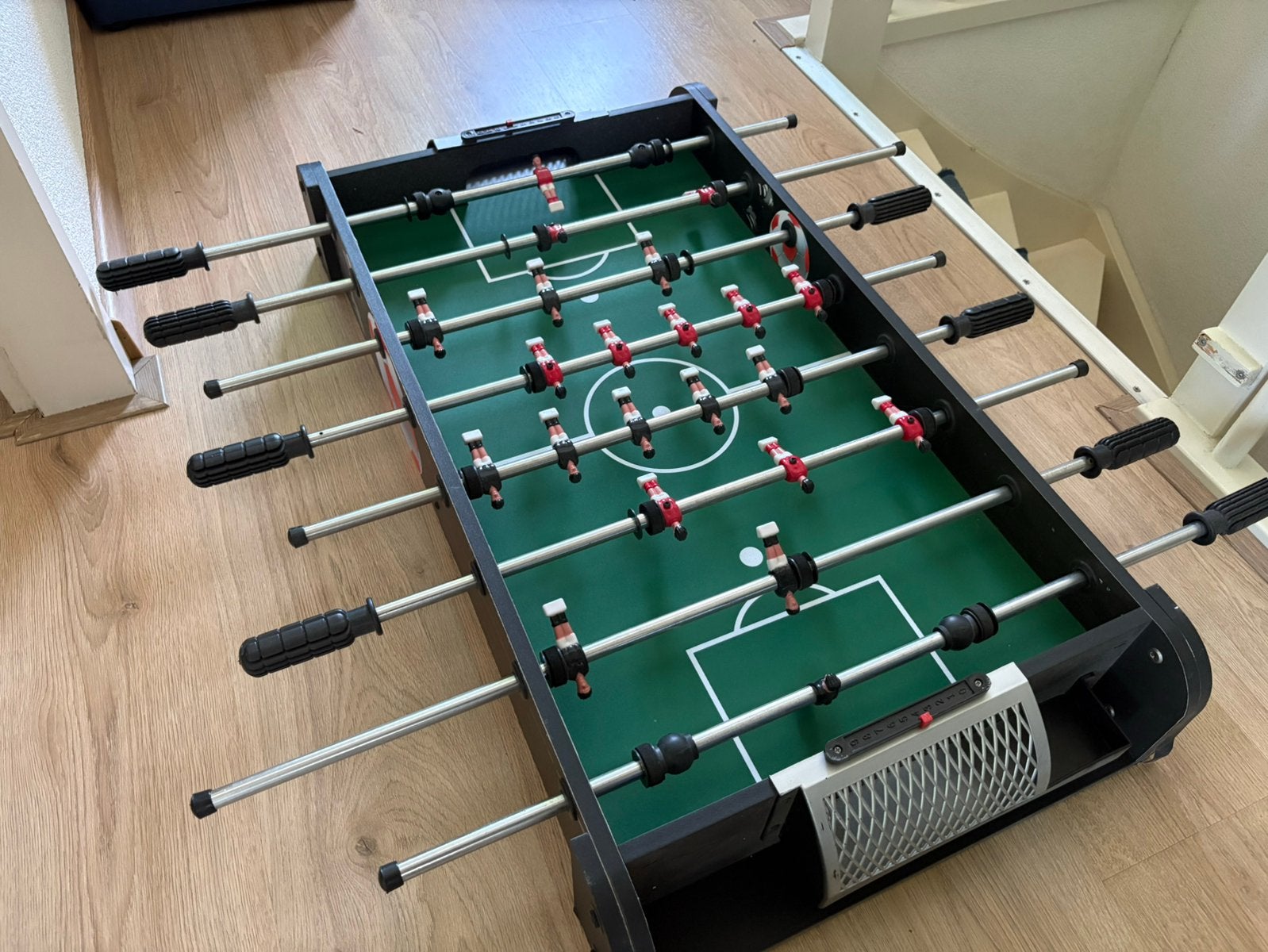 Voetbaltafel 1 meter – Tafelvoetbal – Compact formaat, Ophalen of Verzenden, Zo goed als nieuw