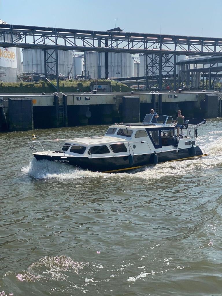 Rijo Kruiser, Watersport en Boten, Ophalen, Staal, Diesel, Zo goed als nieuw
